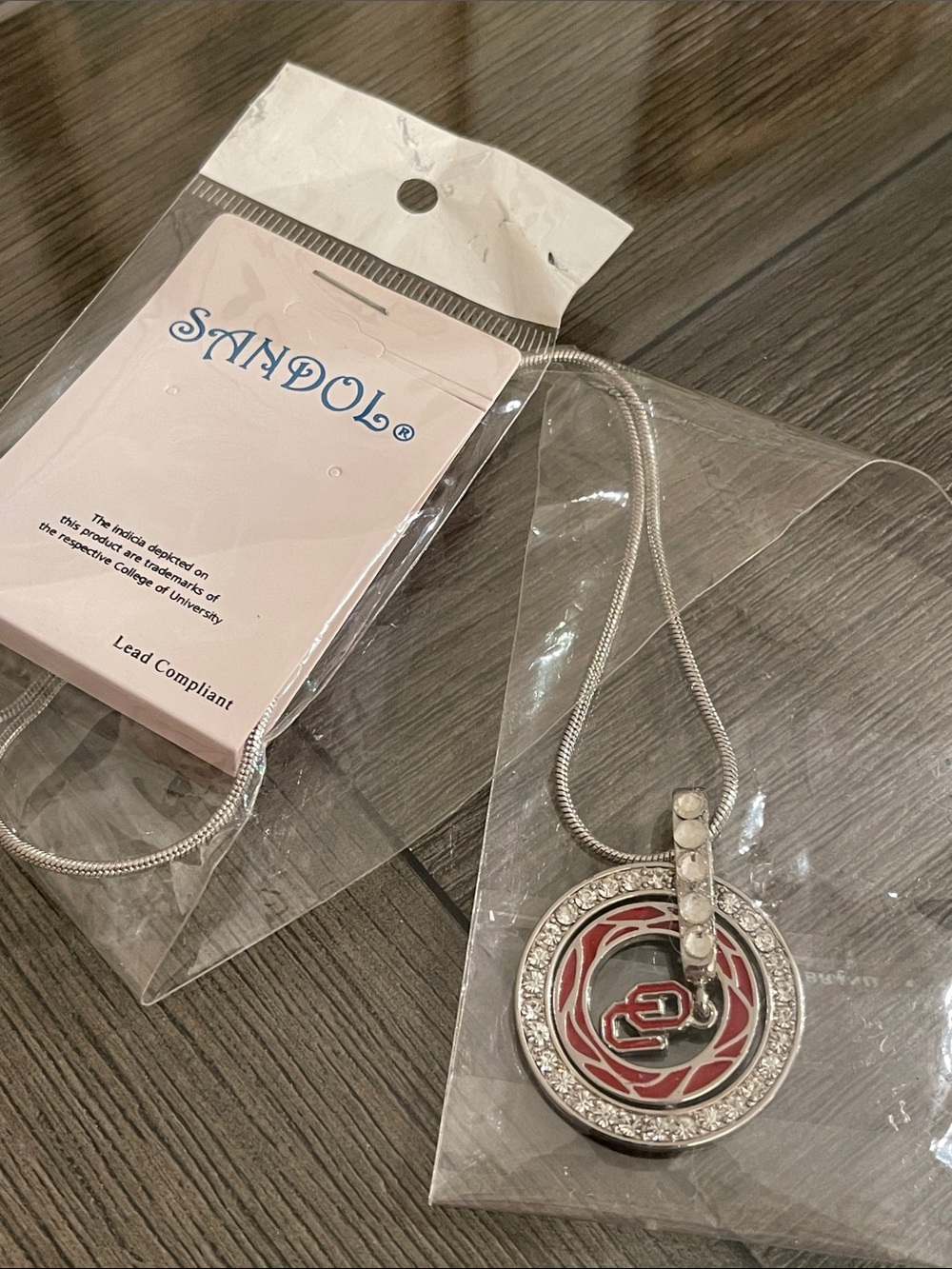 NWT SANDOL University of Oklahoma (OU) Sooners Pendant Necklace - Silver-tone